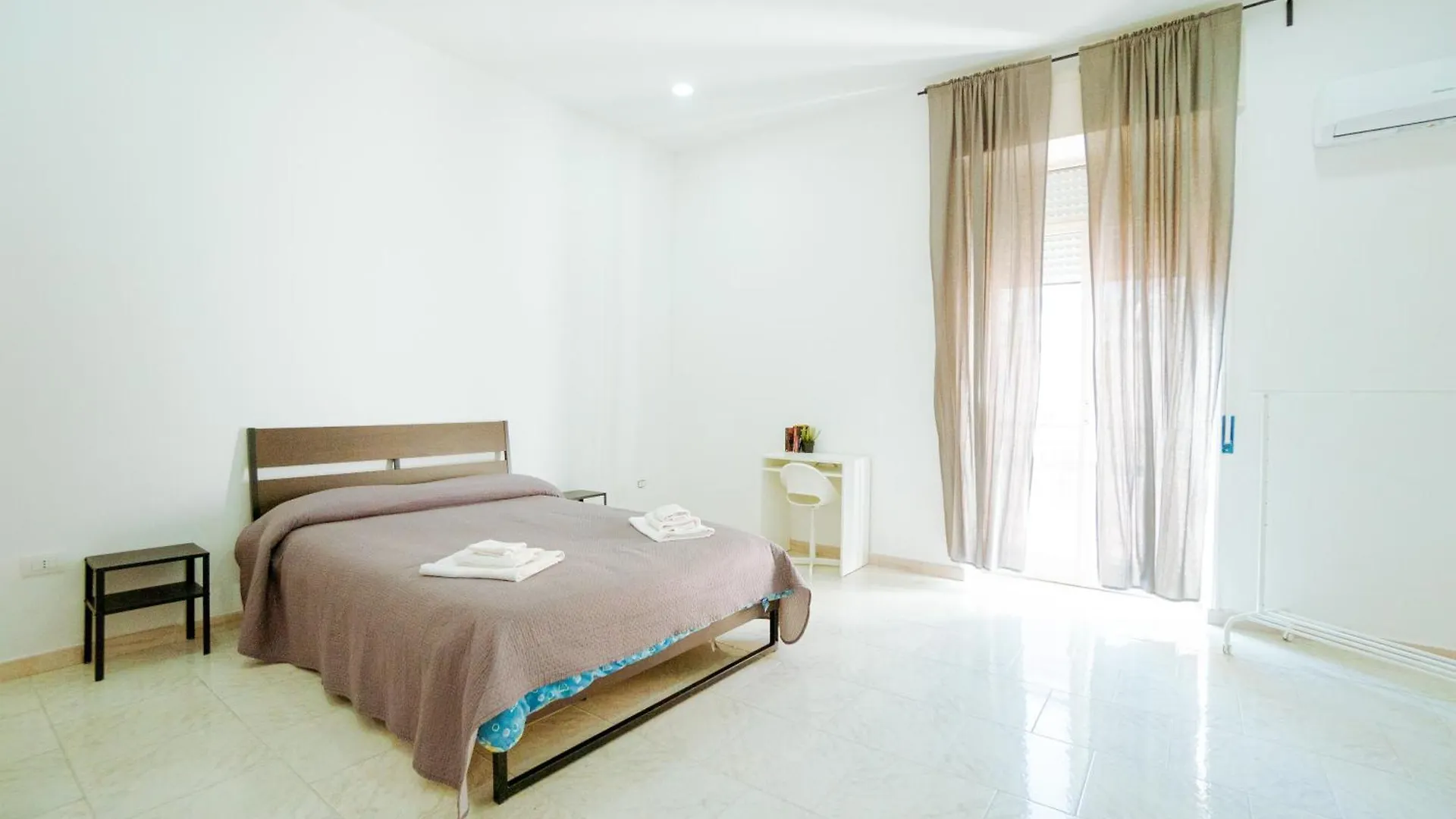 Santo 310 Bed & Breakfast Naples Italy