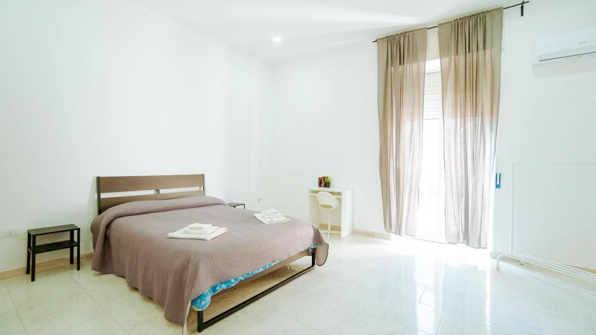 Santo 310 Bed & Breakfast Naples 0*,  Italy