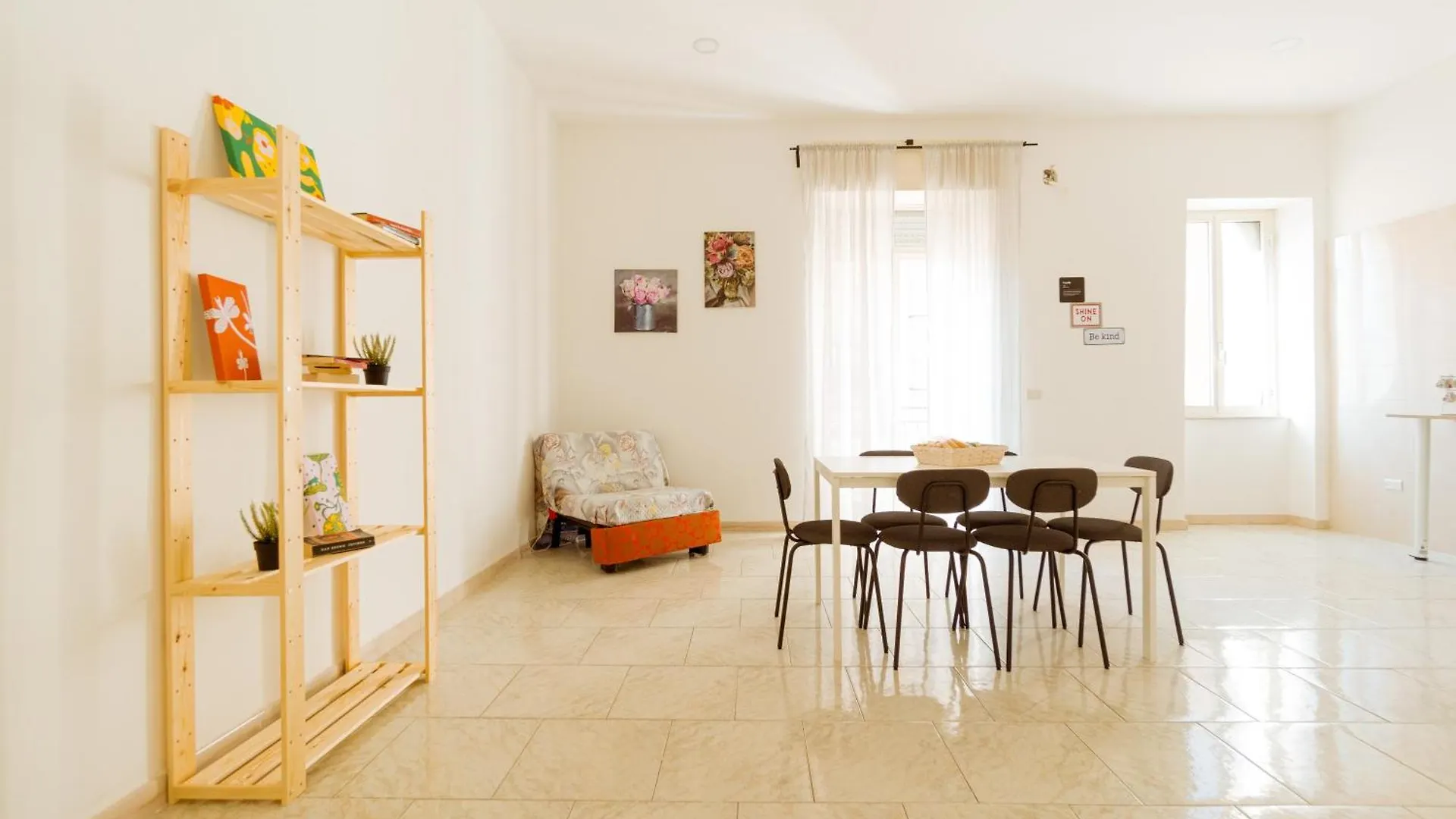Santo 310 Bed & Breakfast Naples